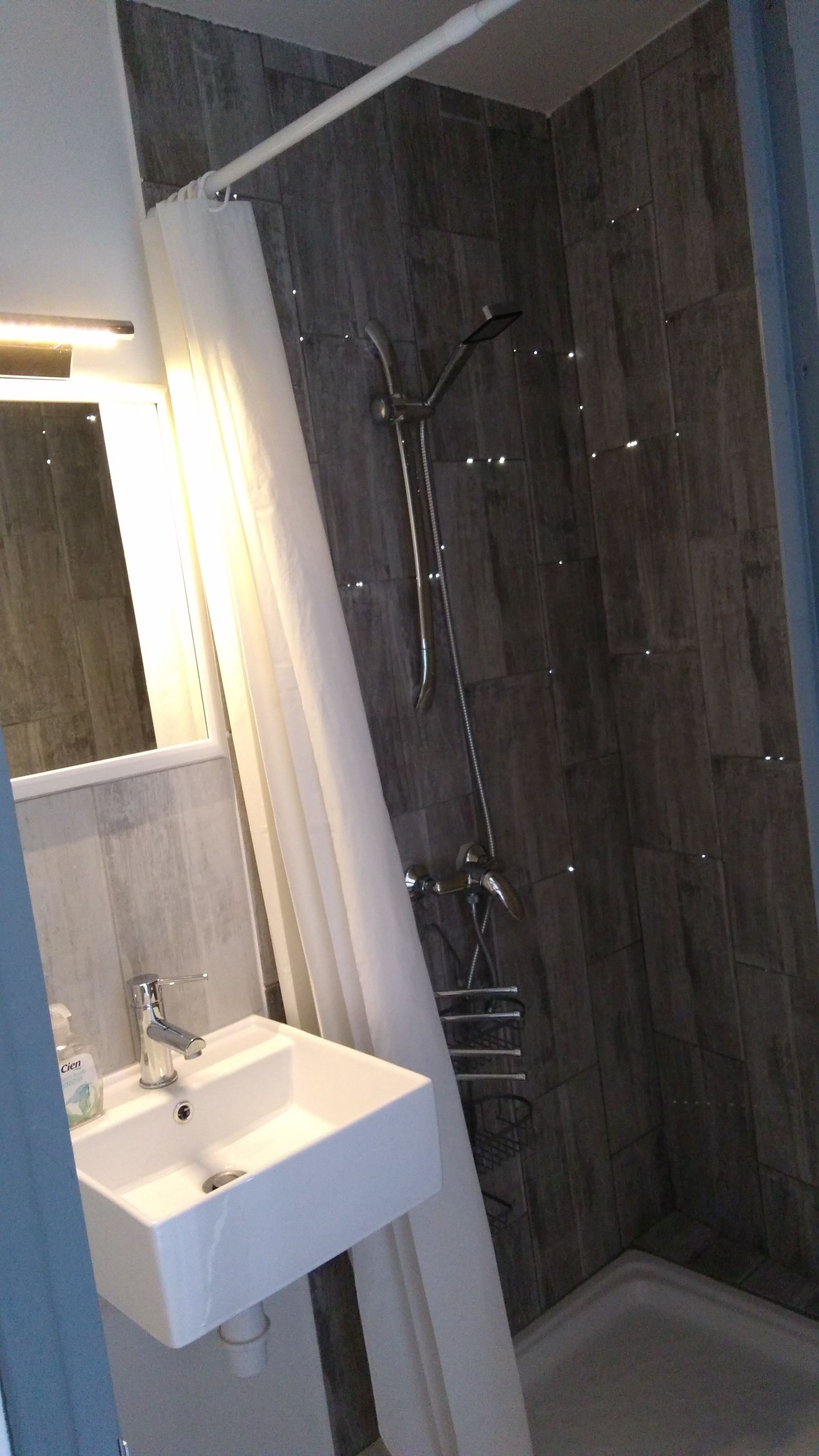superior double room | bathroom | shower, free toiletries, towels