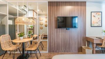 TeeUP Home Studio (Free Swimming Pool & Gym) | In-room safe, individually decorated, individually furnished, desk