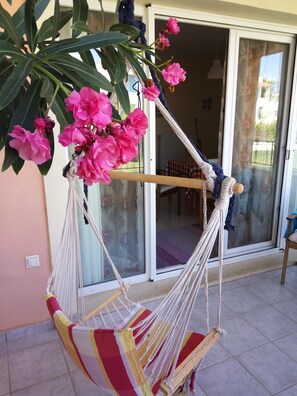 Apartemen Klasik, 2 kamar tidur, pemandangan pantai, menghadap pantai | Balkon