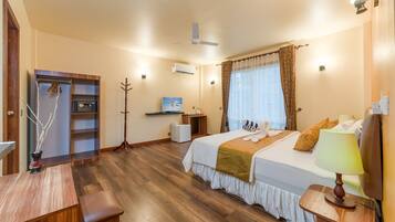 Comfort Room with Sunset View | 1 Schlafzimmer, Bettwäsche aus ägyptischer Baumwolle