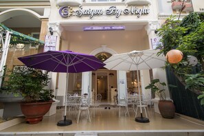 Mặt tiền nơi lưu trú