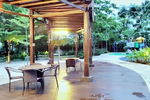 Property grounds - 2 BR Best in Kelapa Gading Sherwood Apartment By Travelio (Jakarta)