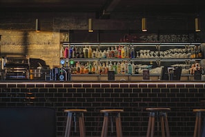 Bar (en la propiedad)
