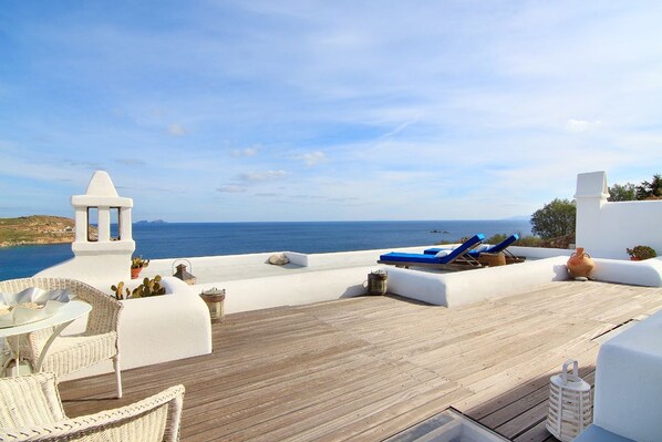 Villa, 3 Bedrooms, Sea View | Terrace/patio
