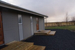 Front of property - Elding Apartments (Sveitarfélagid Ölfus)