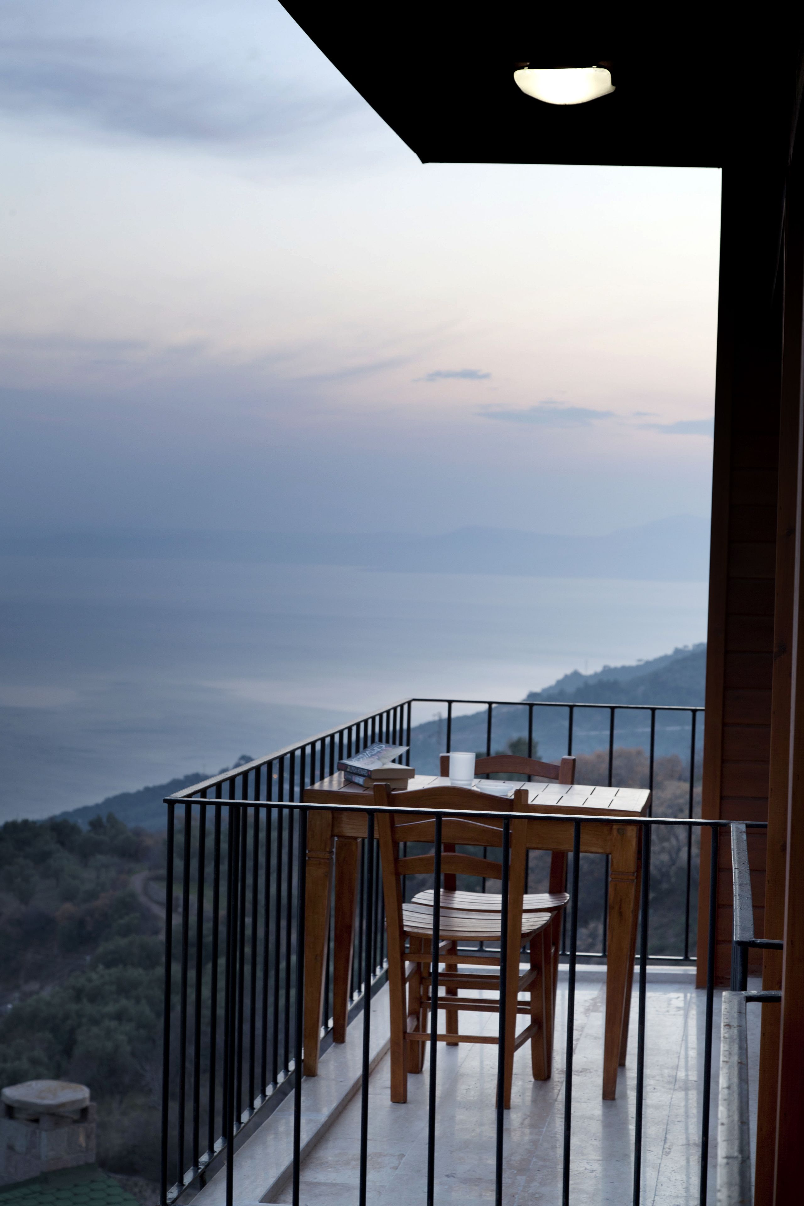 deluxe room, fireplace, sea view | balcony