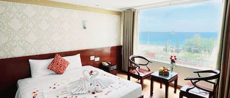 Deluxe Double Room, Sea View | Premium bedding, minibar, in-room safe, desk