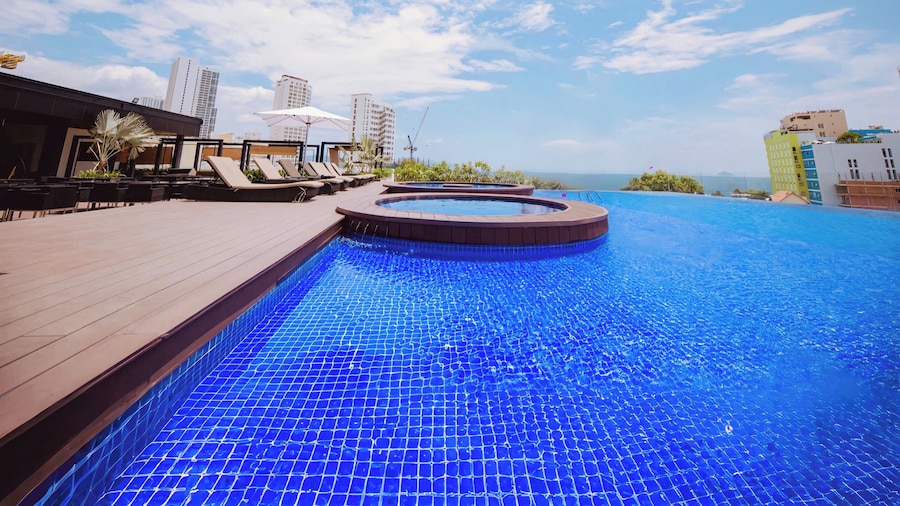 퀸터 센트럴 나트랑