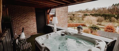 Habitación doble panorámica, hidromasaje | Terraza o patio