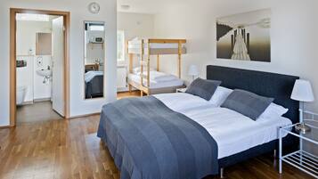 Studio, vue montagne | 1 chambre, rideaux occultants, Wi-Fi gratuit, draps fournis