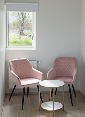 Studio Apartment, 2 Bed, Mountain View | 1 bedroom, blackout drapes, free WiFi, bed sheets - South Central Apartments (Selfoss)