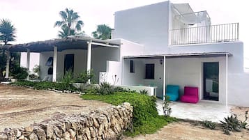 Tweepersoonskamer, en-suite badkamer (Mitjaneta) | Terras