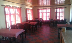 International cuisine - Lotus Camp and Restaurant (Leh)