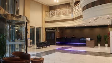 Sala de estar en el lobby