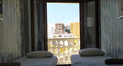 Málaga Centro Hostel - Adults Only
