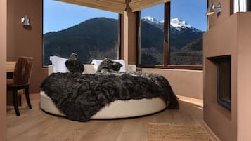 Honeymoon Suite, Mountain View | View from room