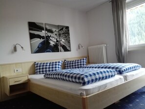 Triple Room | In-room safe, desk, rollaway beds, free WiFi - Hotel Pension Sonnalp (Ortisei)