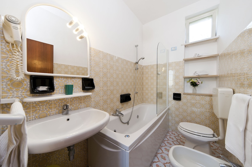 La Rotonda sul Mare by null