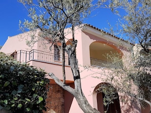 Appartement, 2 chambres, vue mer, dans la tour | Vue sur la cour