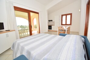 Appartement, 2 chambres, vue mer, dans la tour | Salle de séjour