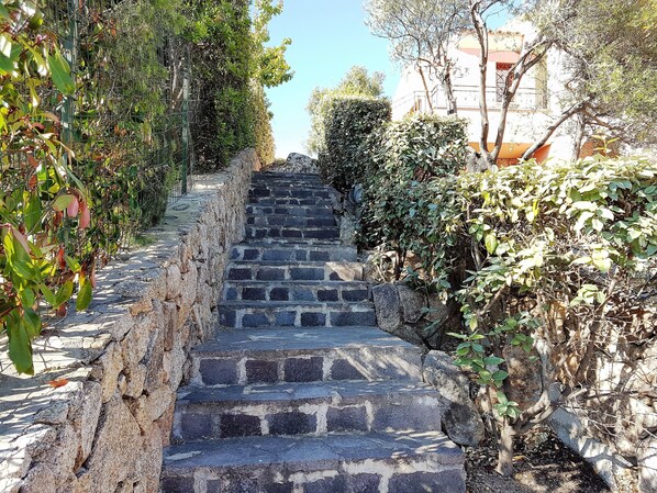 Appartement, 2 chambres, vue mer, dans la tour | Vue sur le jardin