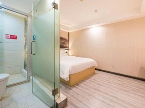 Shower - GreenTree Alliance NanJing PuKou District ZhongSheng Street WenDe Road Metro Station Hotel (Nanjing)