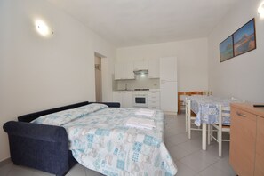 Apartment | Living area