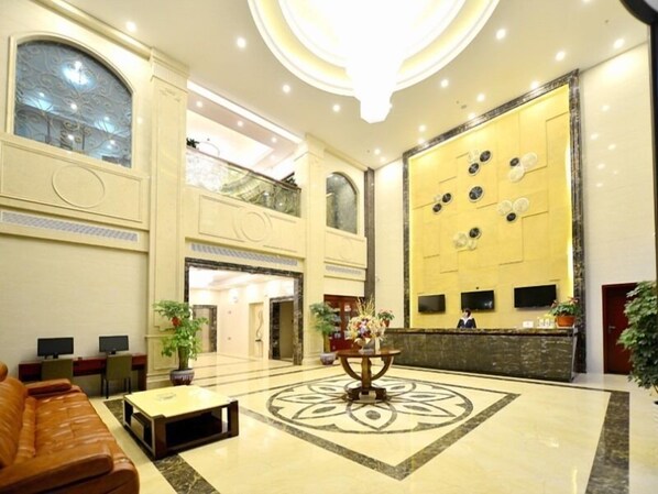 Lobby - GreenTree Inn Wuxi Xidong Xincheng High Speed Rail East Station Hotel (Wuxi)