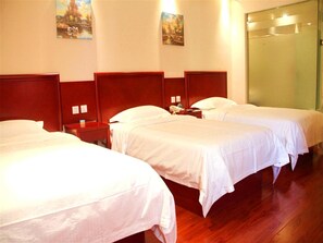 Free WiFi - GreenTree Inn Nantong BaiDian Town XiuShuiYuan Express Hotel (Nantong)