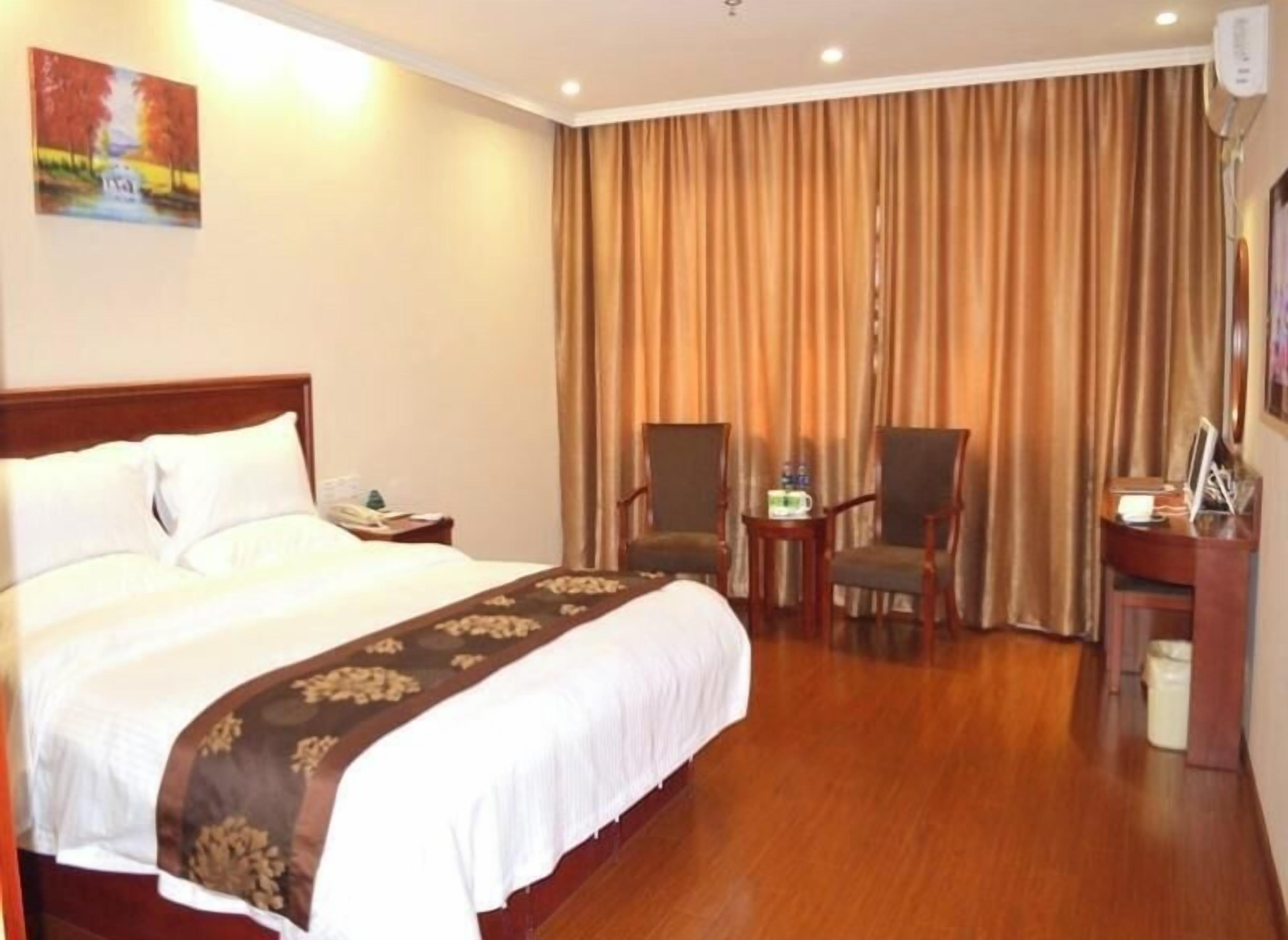 Värdeförvaringsskåp på rummet, gratis wi-fi och sängkläder