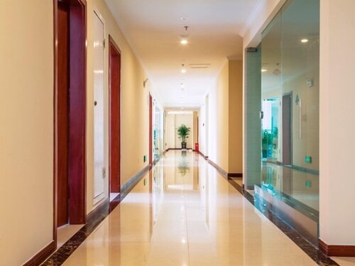 GreenTree Inn Wuxi Jiangyin Huashi Avenue Huaxi Village Hotel