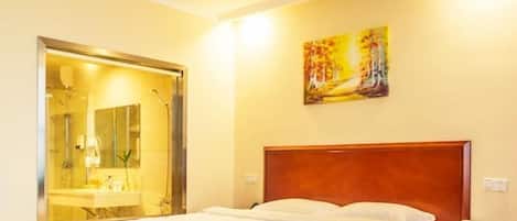 Double Room | In-room safe, free WiFi