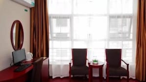In-room business centre - GreenTree Inn HeFei BinHu New District Exhiibition Centre Quanhe Road Express Hotel (Hefei)