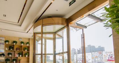 GreenTree Inn Nantong Tongzhou Zhangzhishan Town Deli Square Express Hotel