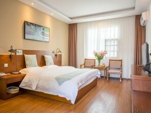 ルーム | セーフティボックス (室内)、WiFi (無料)