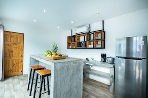 Basic Quadruple Room | Private kitchen