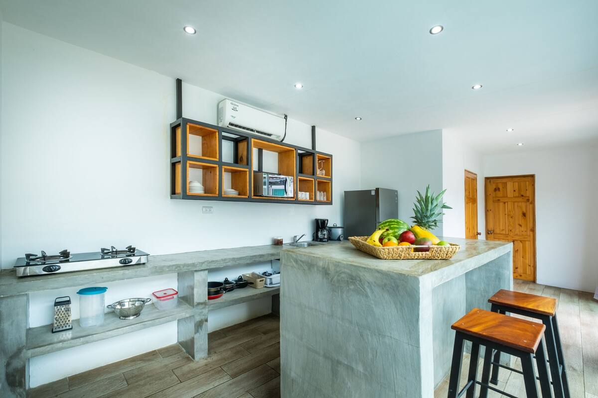 Basic-Vierbettzimmer | Eigene Küche