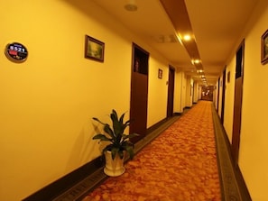 Hallway - GreenTree Inn GuiLin LinGui District JinShan Square JinShui Road Express Hotel (Guilin)