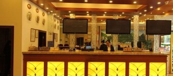 GreenTree Inn GuiLin LinGui District JinShan Square JinShui Road Express Hotel