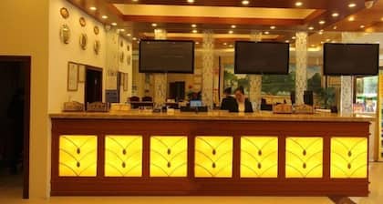 GreenTree Inn GuiLin LinGui District JinShan Square JinShui Road Express Hotel