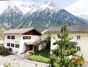 Mountain view - Pension Karner (Mittenwald)