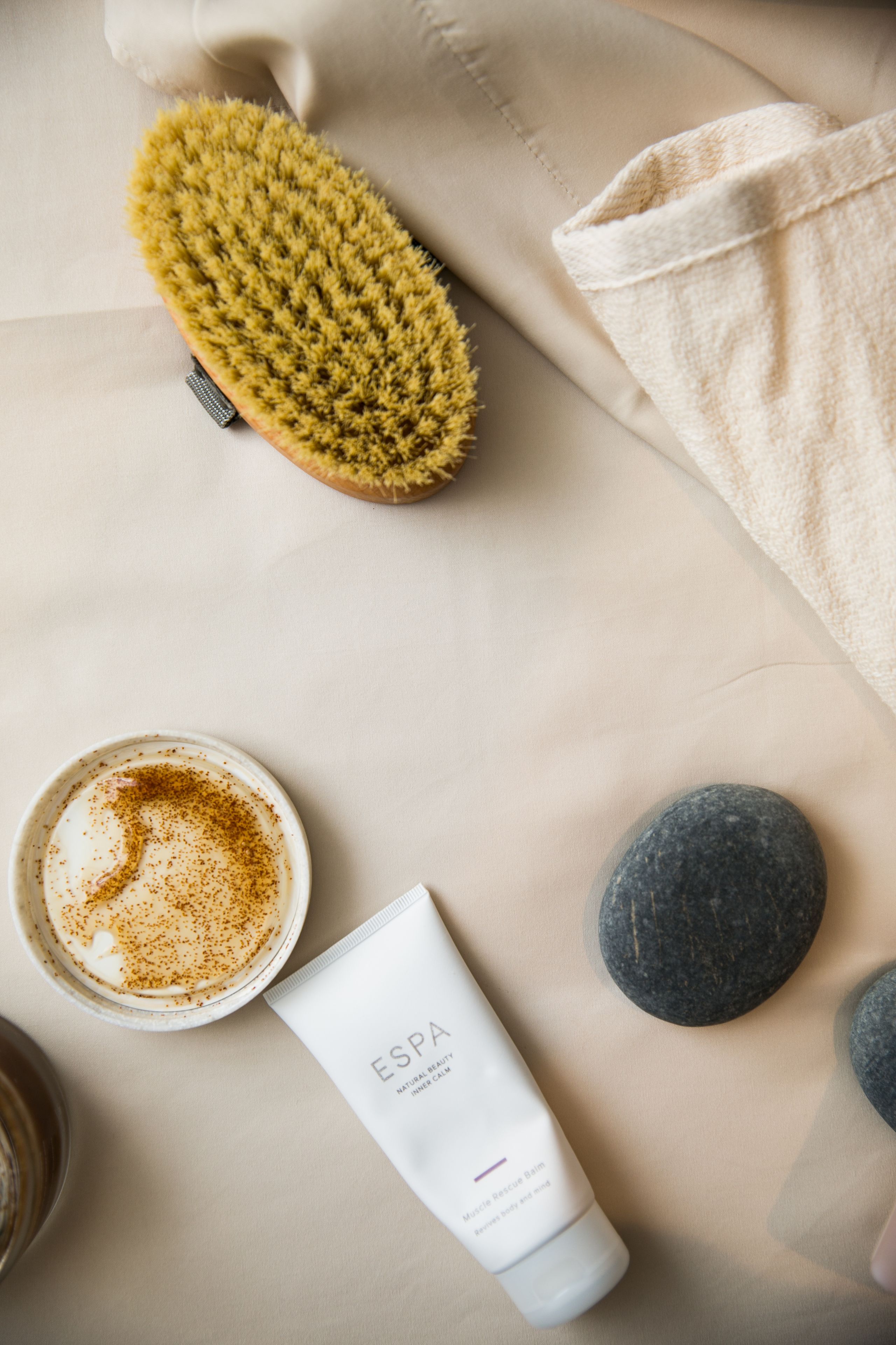 body treatments, aromatherapy, deep-tissue massages, sports massages