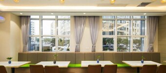 GreenTree Inn Tianjin Xiqing Development Zone Renrenle Square Express Hotel