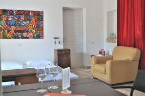 Studio, uitzicht op tuin | Verduisterende gordijnen, gratis babybedden, gratis wifi, beddengoed