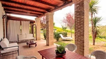 Family Apartment, 2 Bedrooms | Terrace/patio