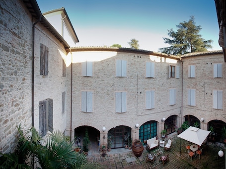 Vista dalla struttura. B&B Corte dei Turchi