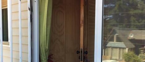 Cottage, 2 phòng ngủ | Ban công