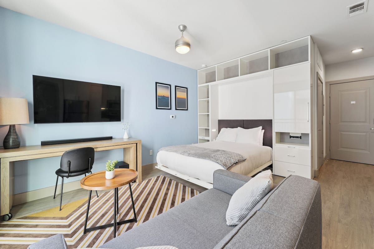 Apartment, 1 Queen Bed, Non Smoking, Kitchen | 1 bedroom, premium bedding, individually furnished, laptop workspace