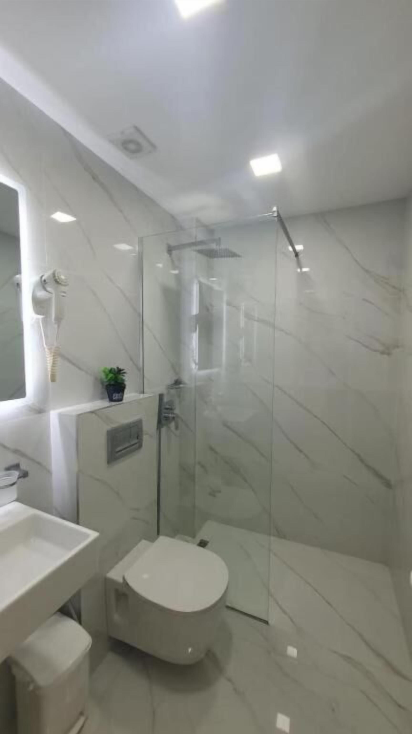 Triple Room | Bathroom