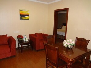 TV - GreenTree Inn Nantong Chongchuan District Tongjing Avenue Jiaoyu Road Business Hotel (Nantong)